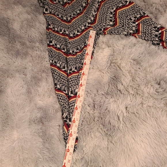 Trendy Zigzag Pattern Jumpsuit - Picture 7 of 11